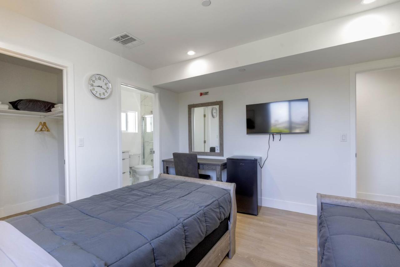 Modern Apartment In Studio City Los Angeles Exterior photo
