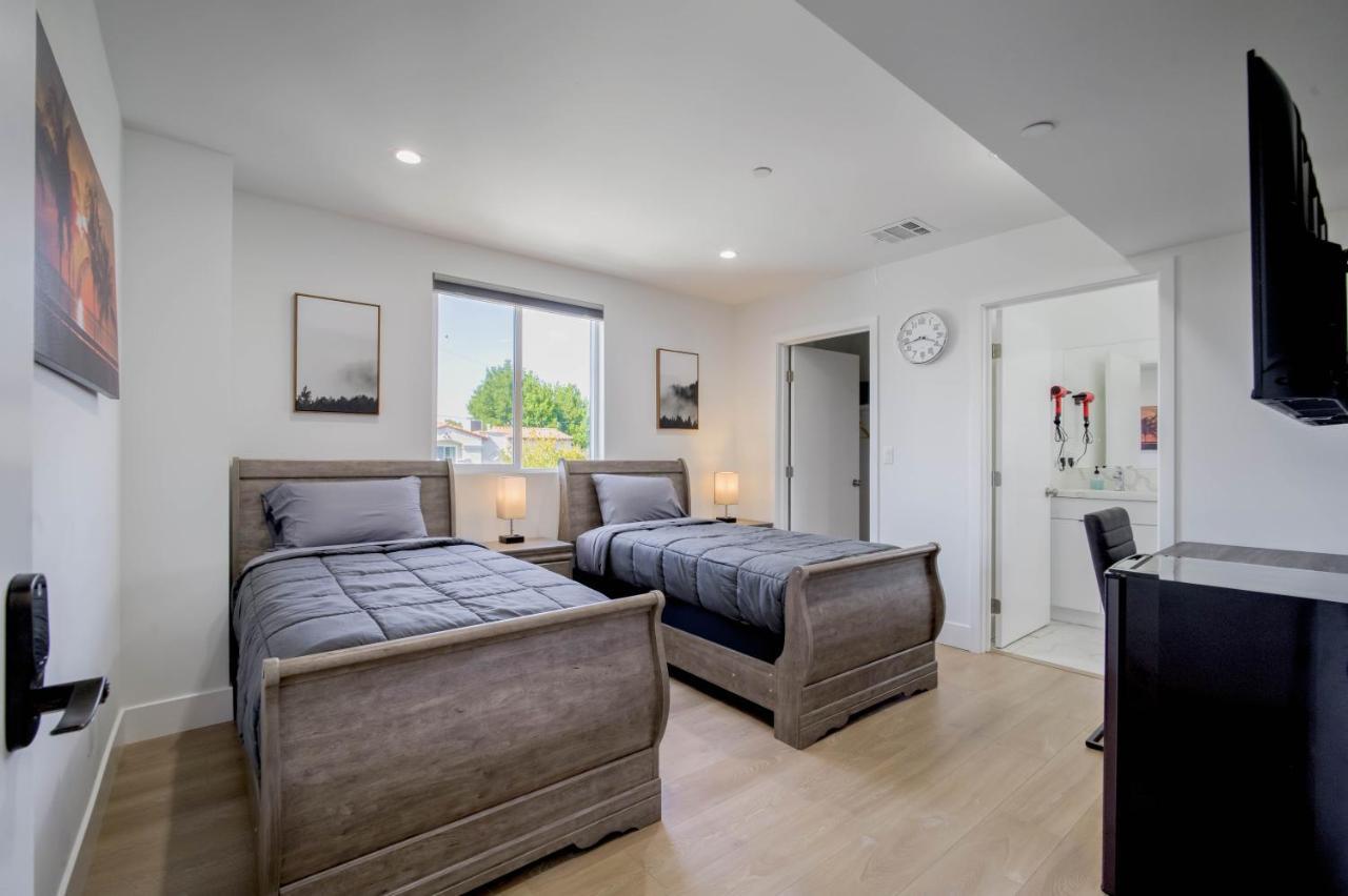 Modern Apartment In Studio City Los Angeles Exterior photo
