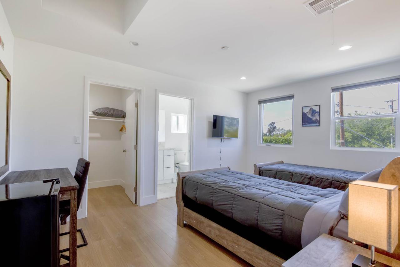 Modern Apartment In Studio City Los Angeles Exterior photo