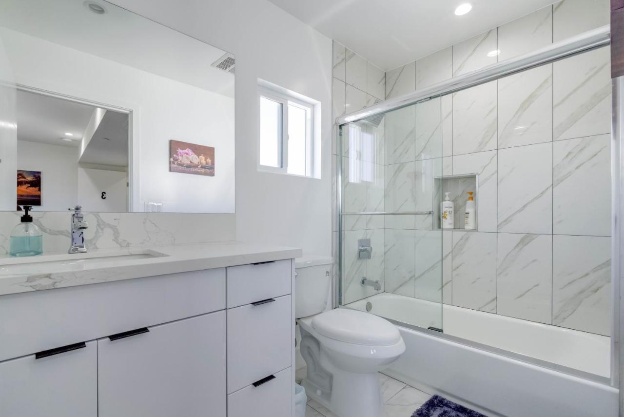 Modern Apartment In Studio City Los Angeles Exterior photo