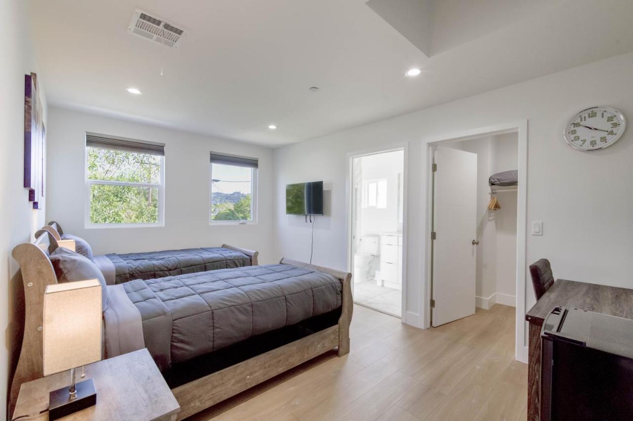 Modern Apartment In Studio City Los Angeles Exterior photo