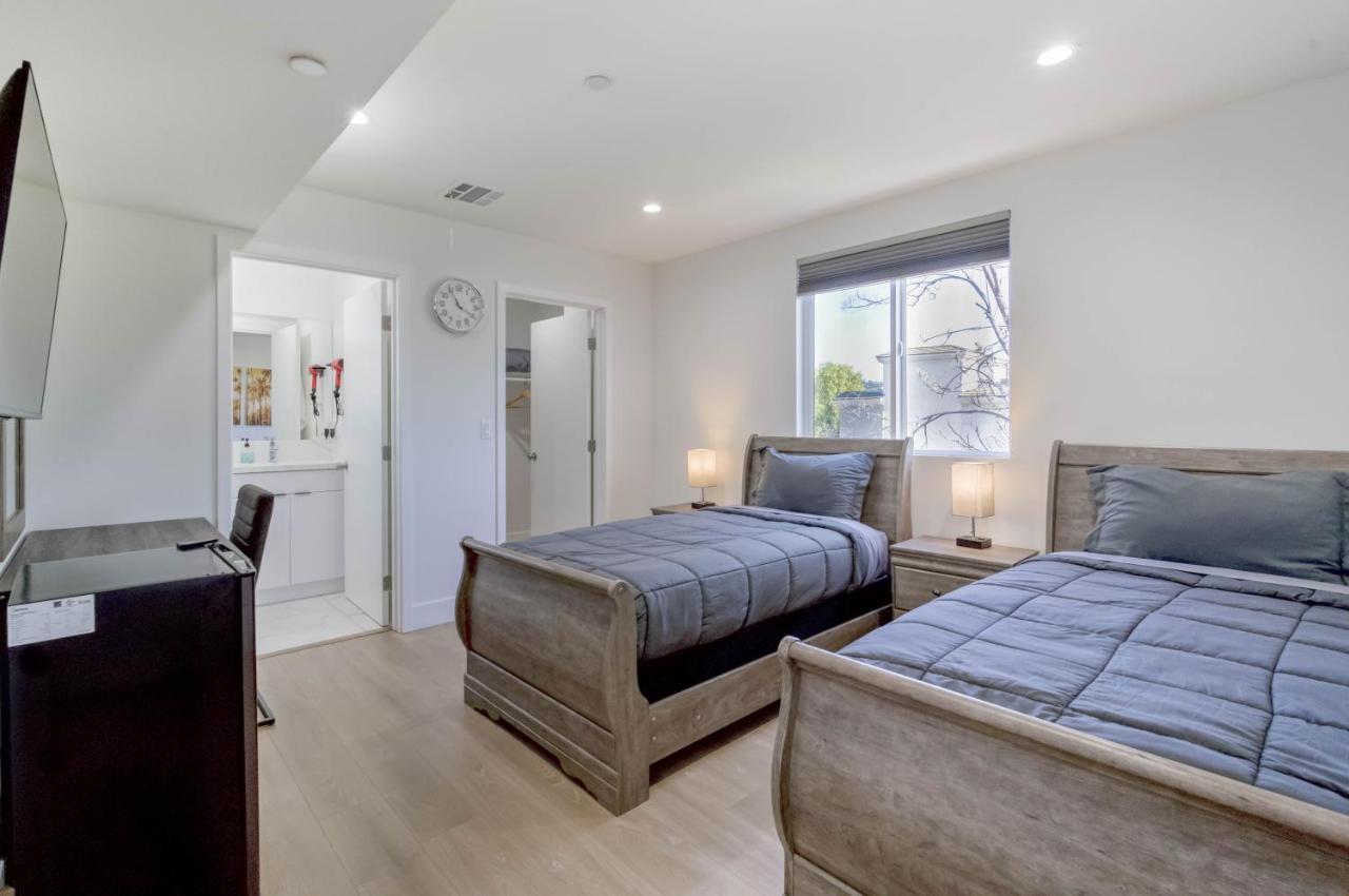 Modern Apartment In Studio City Los Angeles Exterior photo