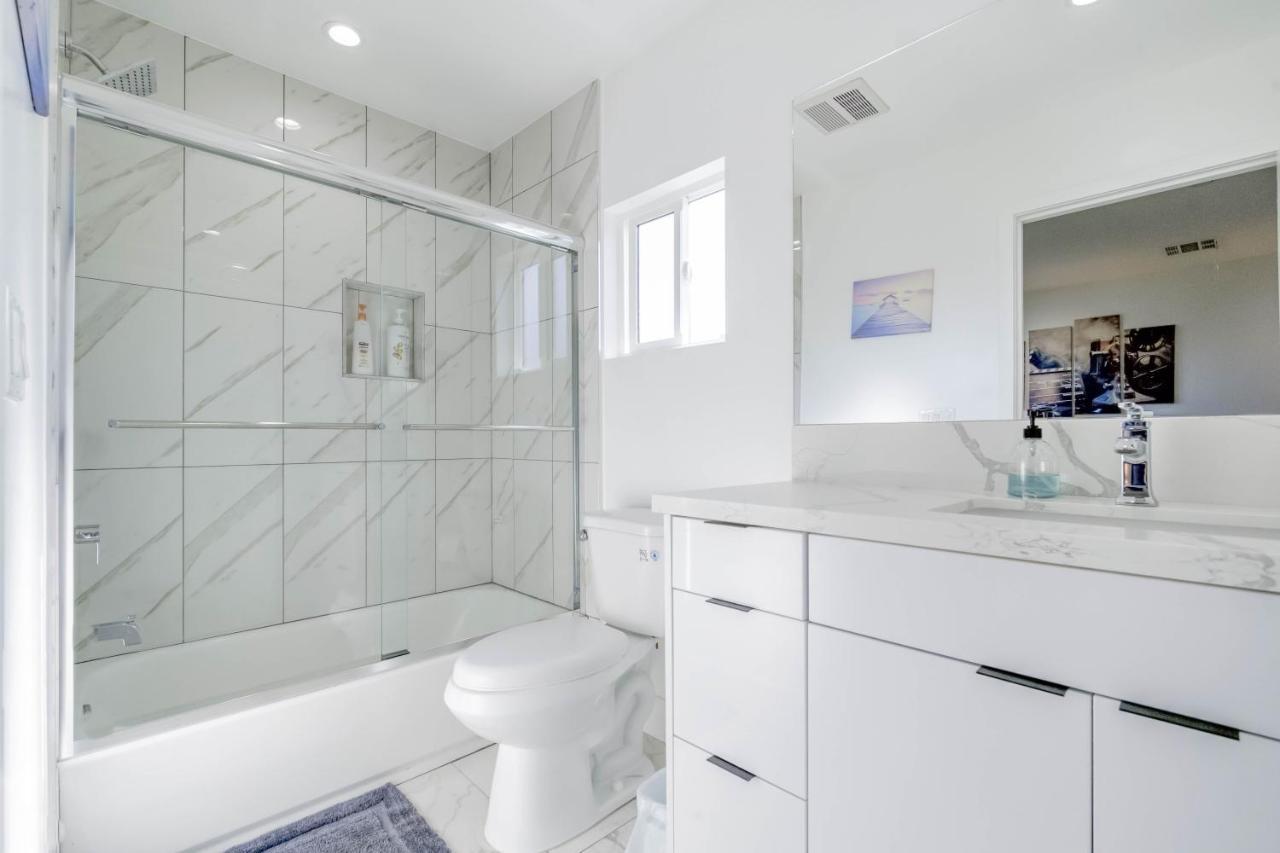 Modern Apartment In Studio City Los Angeles Exterior photo