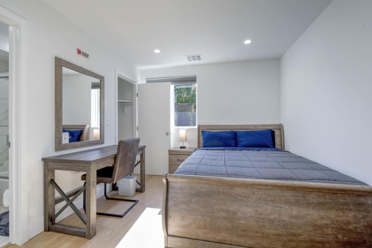 Modern Apartment In Studio City Los Angeles Exterior photo